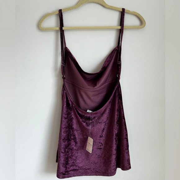 Free People Velvet Camisole Low Back Adjustable Straps Size XS NWT - Picture 3 of 4